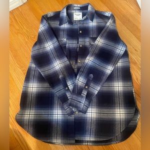 Abercrombie Blue Oversized Flannel Size Small